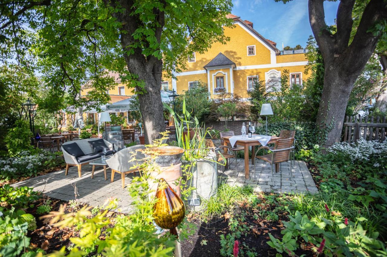 Donauwirt - Hotel Garni Weissenkirchen in der Wachau Exterior photo