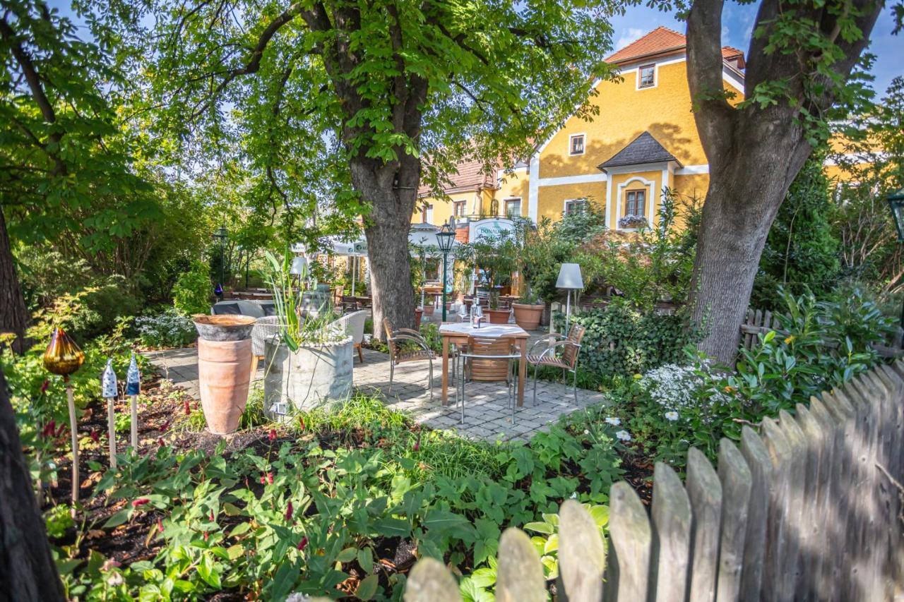 Donauwirt - Hotel Garni Weissenkirchen in der Wachau Exterior photo